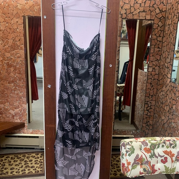 NWT Volcom Maxi Dress SIZE XS $85 - Picture 5 of 7